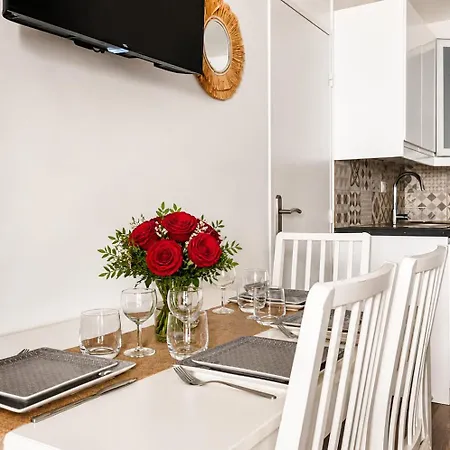 Appartement Lumineux T2 Moderne Avec Terrasse Sainte-Maxime
